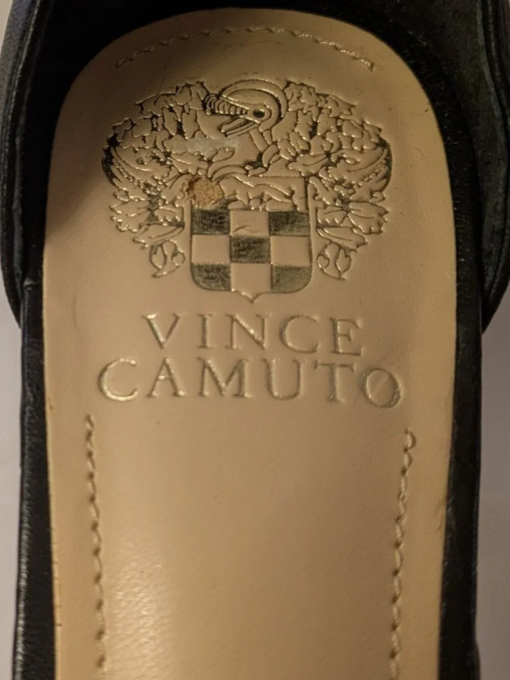 VINCE CAMUTO /  Heeled Black Sandal/size 7.5
